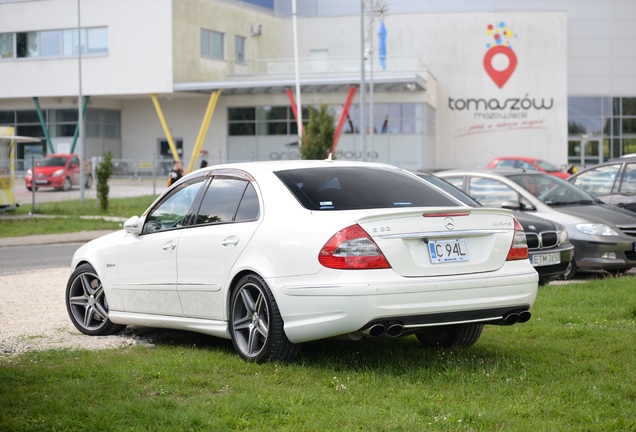 Mercedes-Benz E 63 AMG