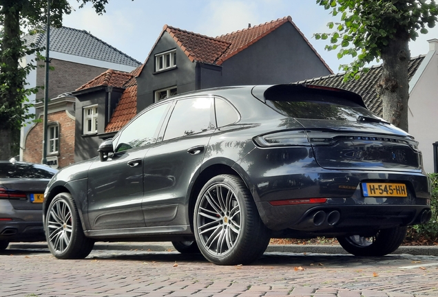 Porsche 95B Macan GTS MkII