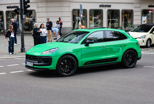 Porsche 95B Macan GTS MkIII