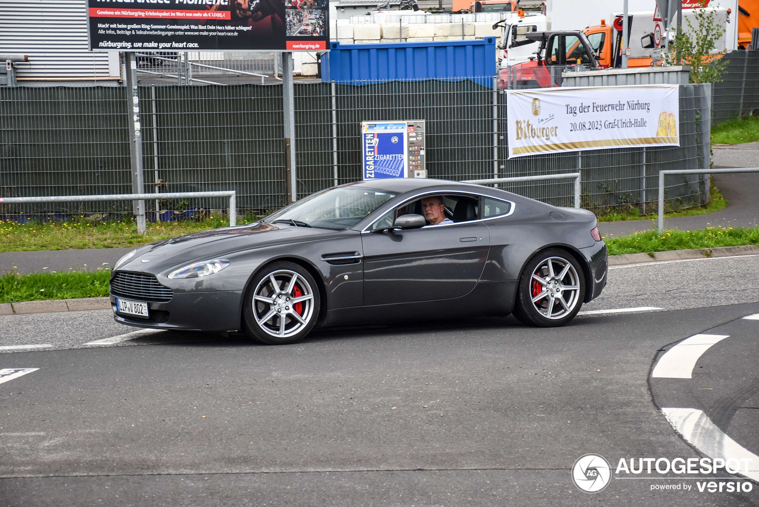 Aston Martin V8 Vantage