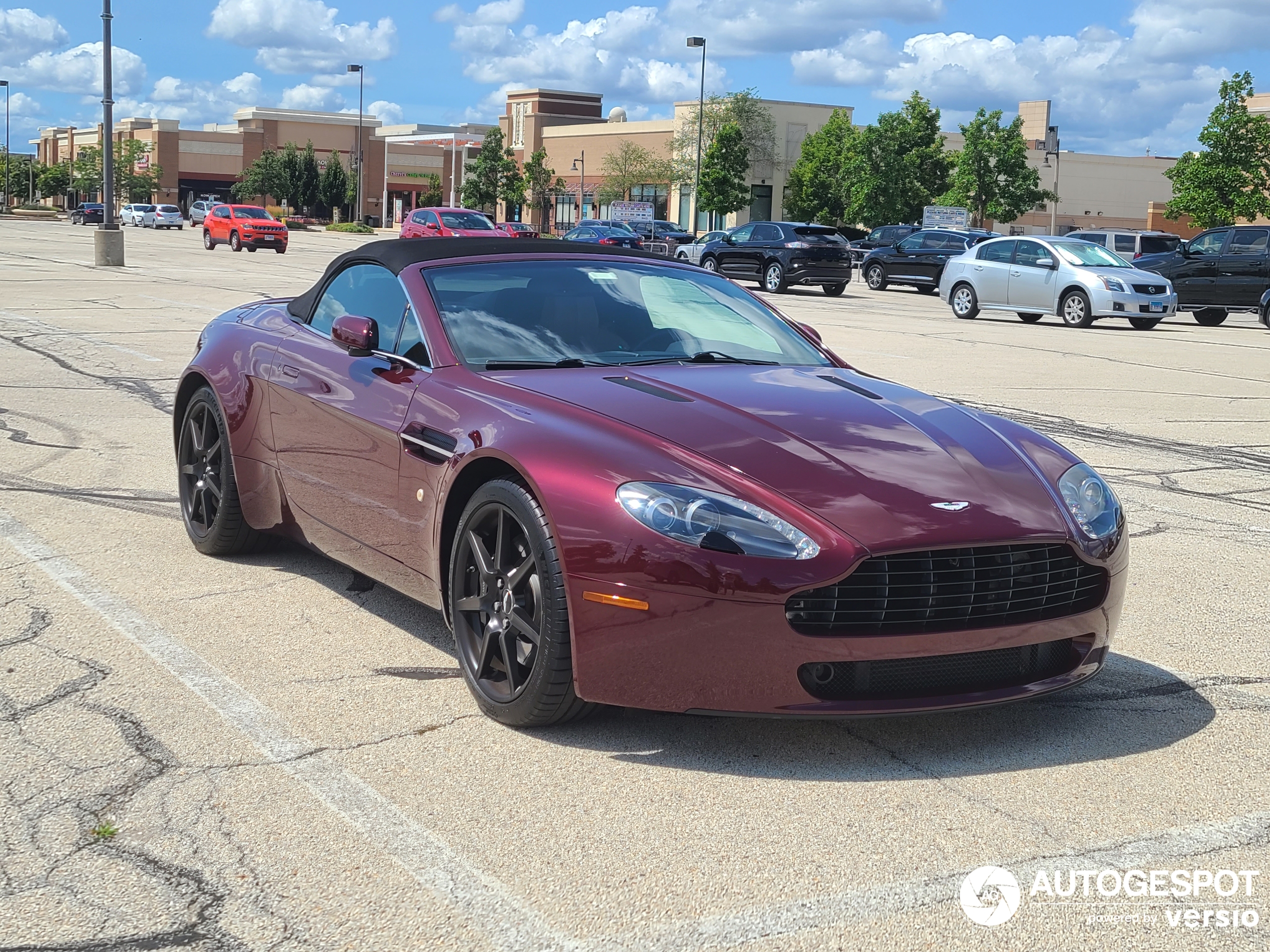 Aston Martin V8 Vantage Roadster