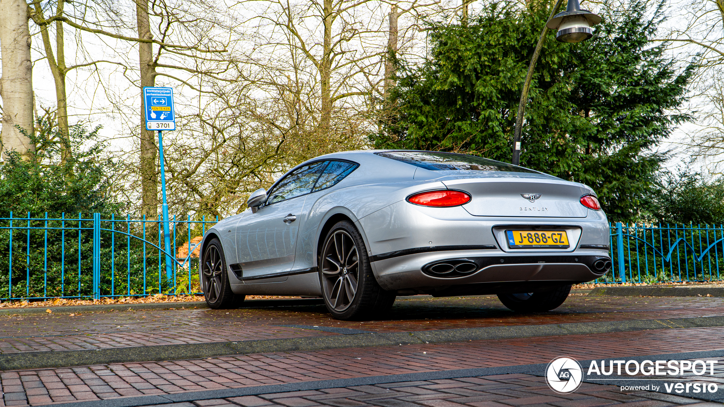 Bentley Continental GT V8 2020