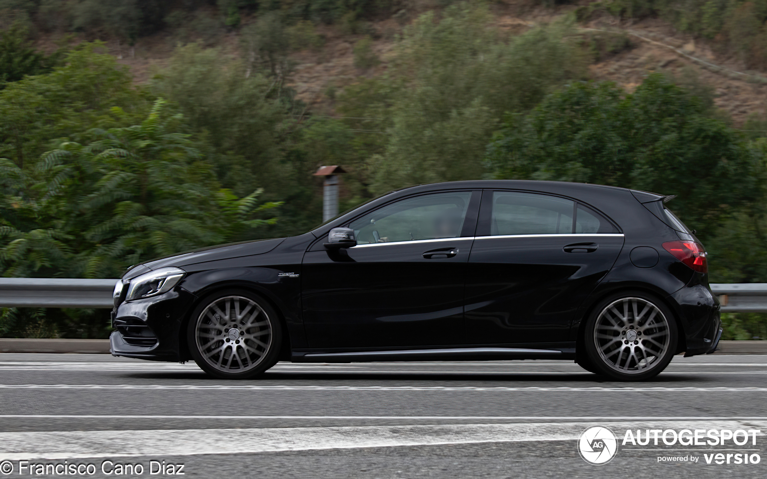 Mercedes-AMG A 45 W176 2015