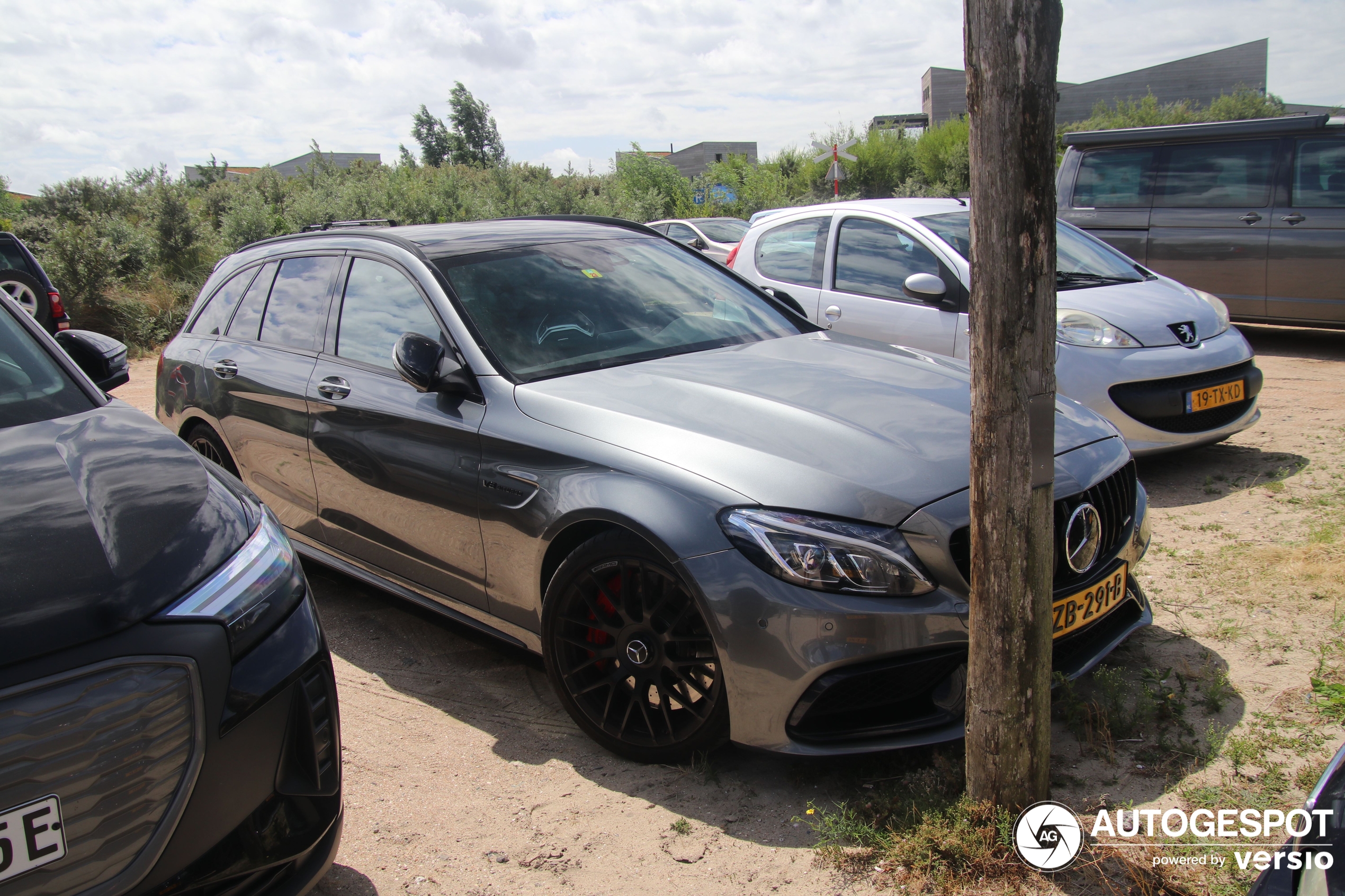 Mercedes-AMG C 63 S Estate S205