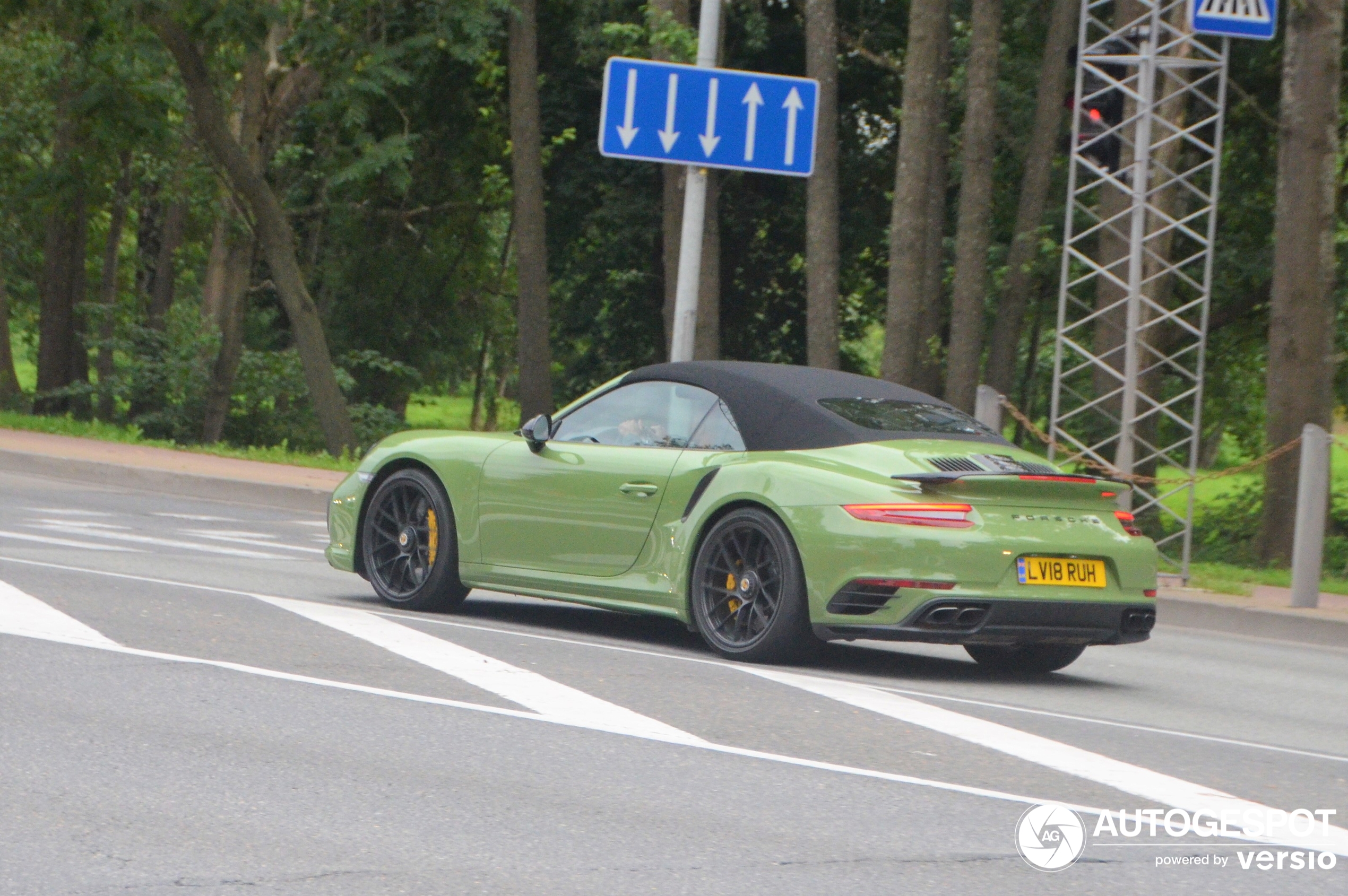 Porsche 991 Turbo S Cabriolet MkII