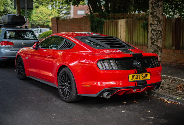 Ford Mustang GT 2015