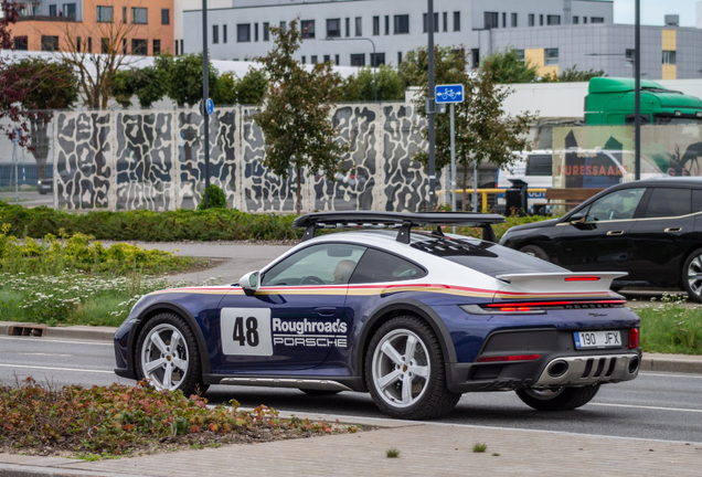 Porsche 992 Dakar