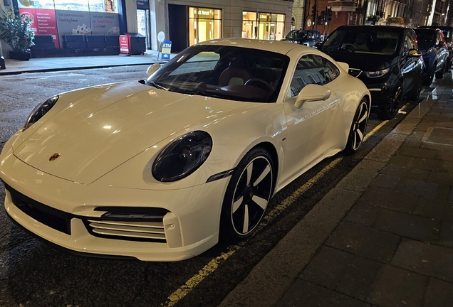 Porsche 992 Sport Classic