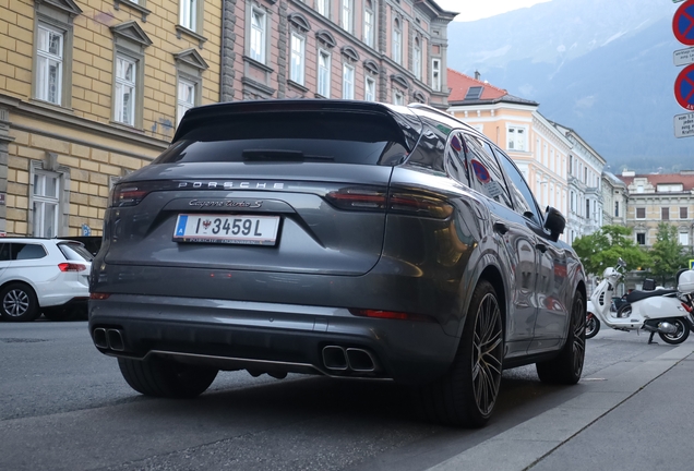 Porsche Cayenne Turbo S E-Hybrid