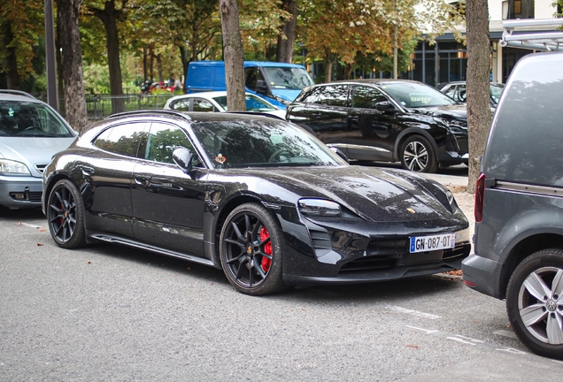 Porsche Taycan GTS Sport Turismo