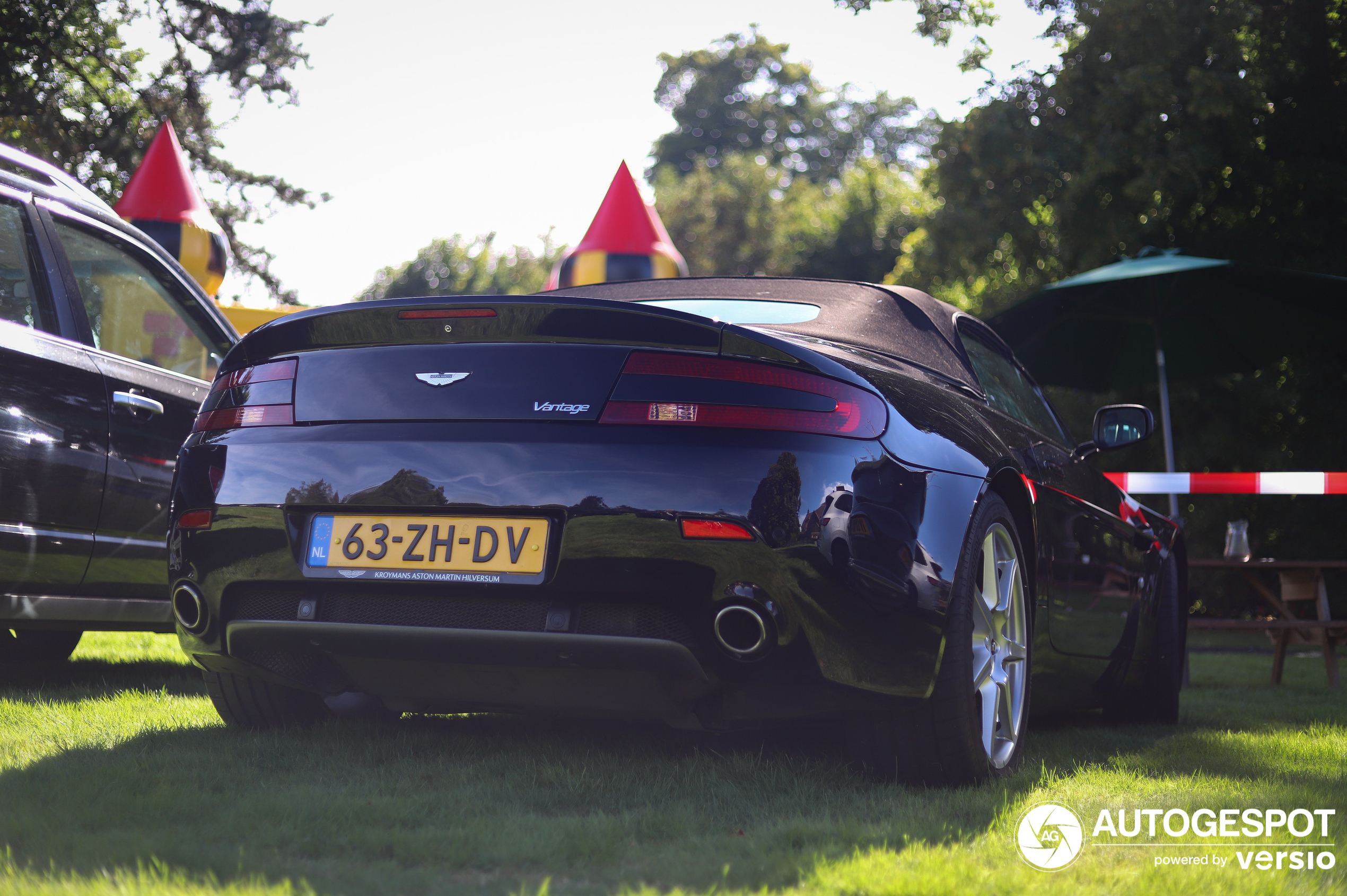 Aston Martin V8 Vantage Roadster