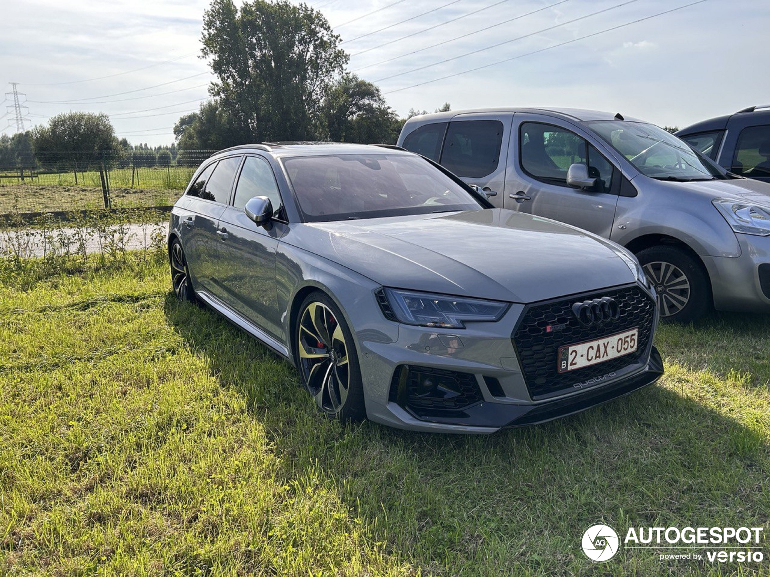 Audi RS4 Avant B9