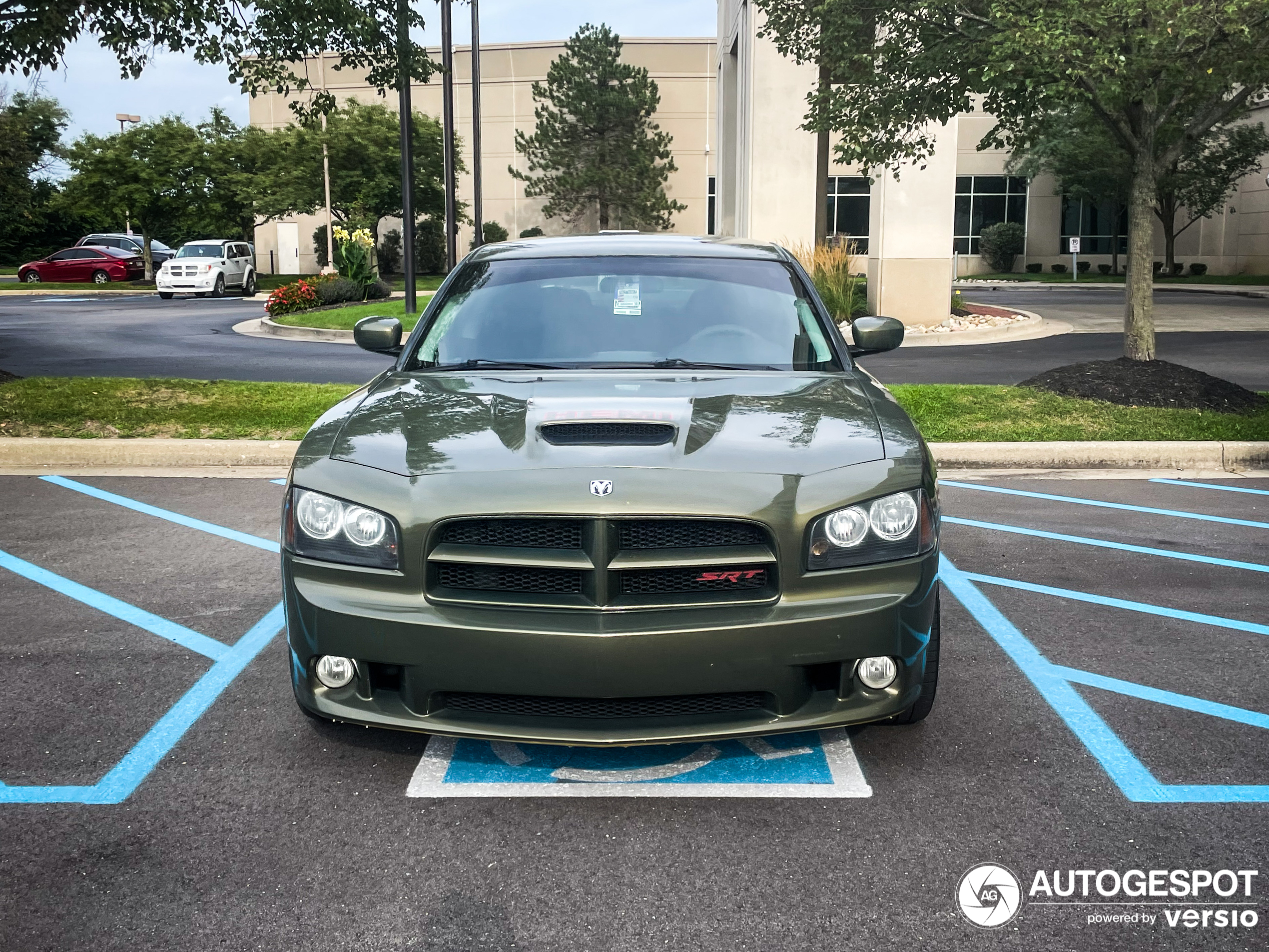 Dodge Charger SRT-8