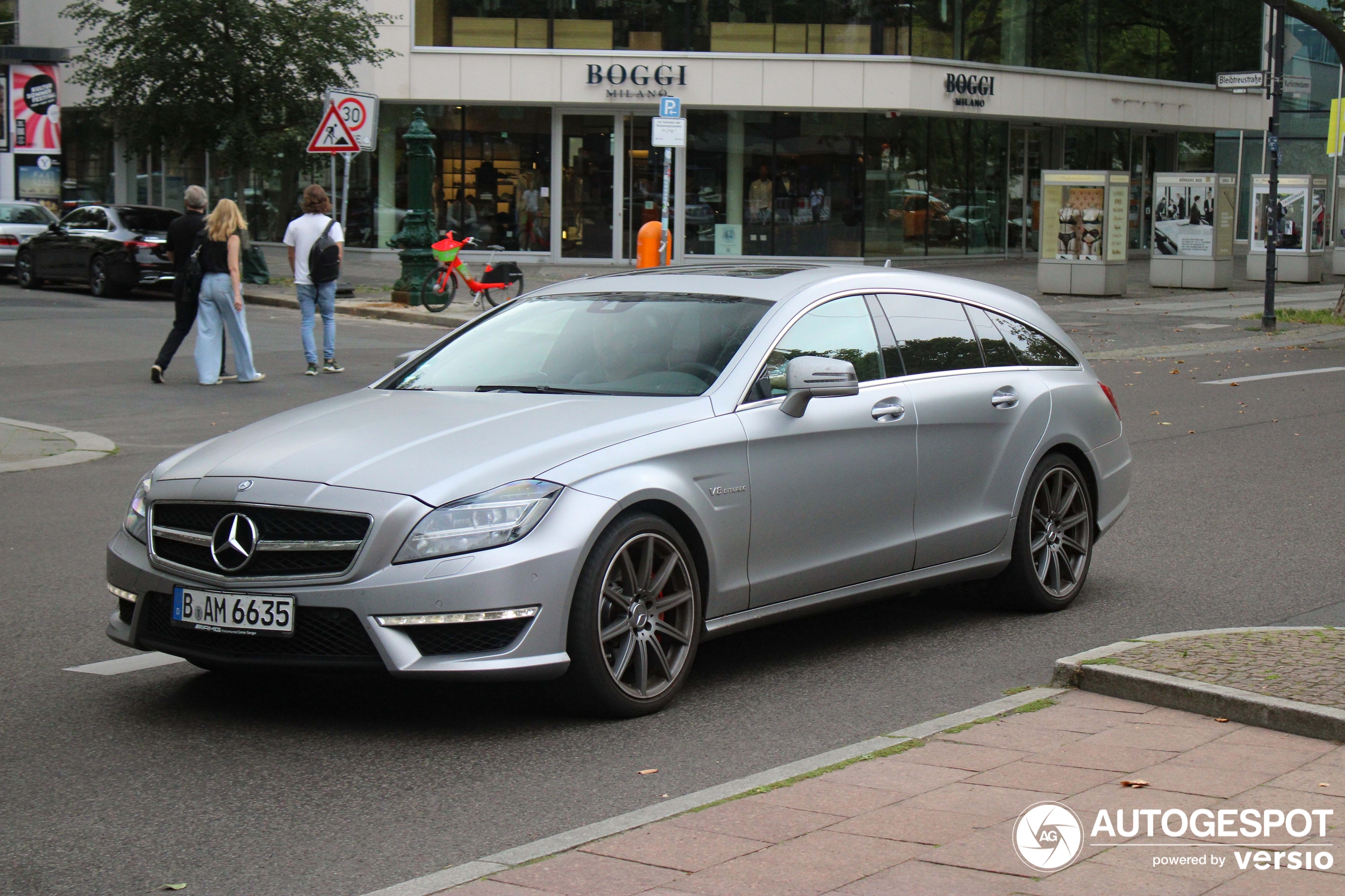 Mercedes-Benz CLS 63 AMG X218 Shooting Brake