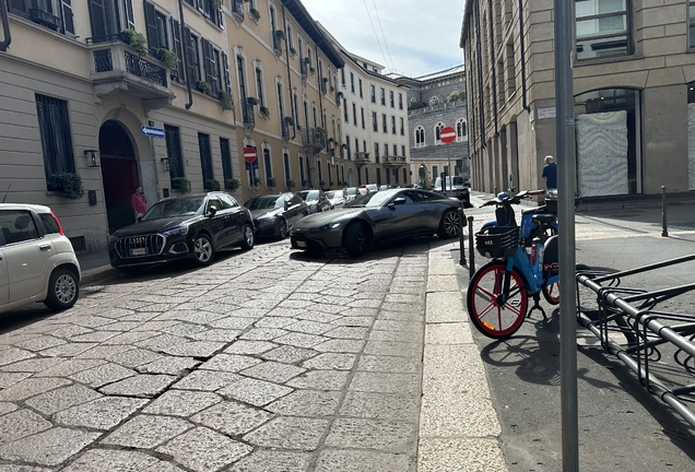 Aston Martin V8 Vantage 2018