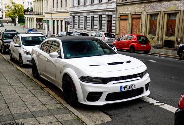 Dodge Charger SRT Hellcat Widebody