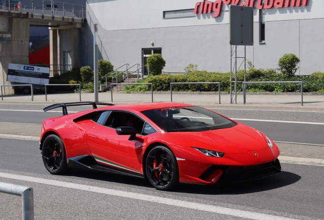 Lamborghini Huracán LP640-4 Performante