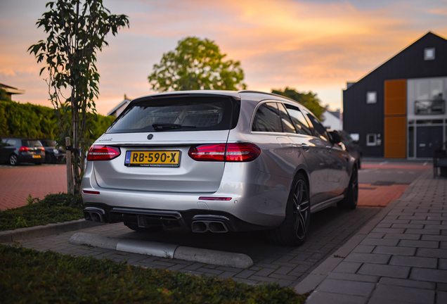 Mercedes-AMG Brabus E B40-700 Estate S213