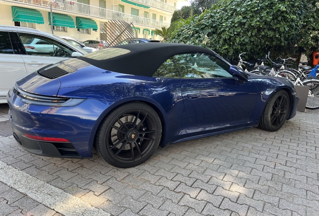 Porsche 992 Carrera 4 GTS Cabriolet