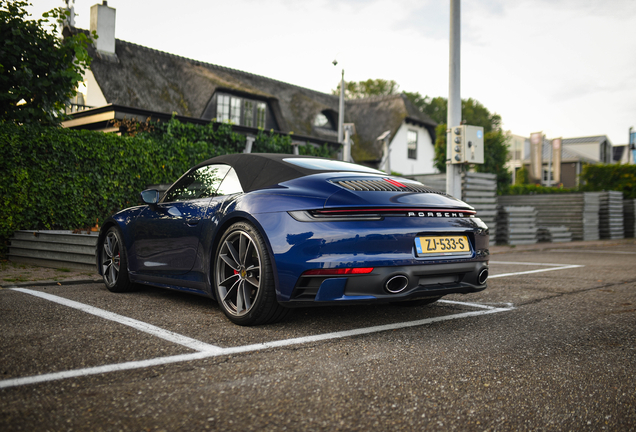 Porsche 992 Carrera 4S Cabriolet