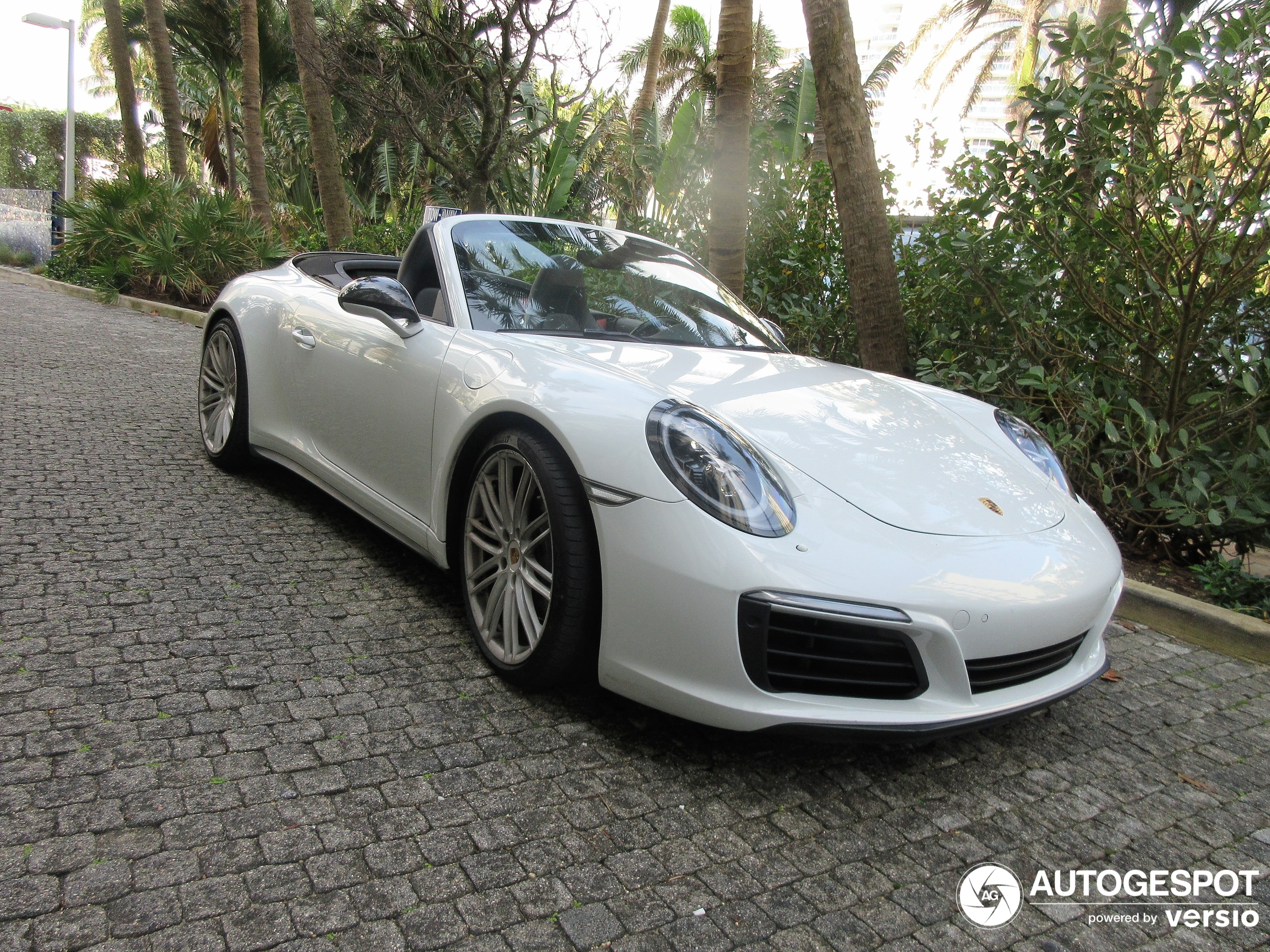 Porsche 991 Carrera 4S Cabriolet MkII