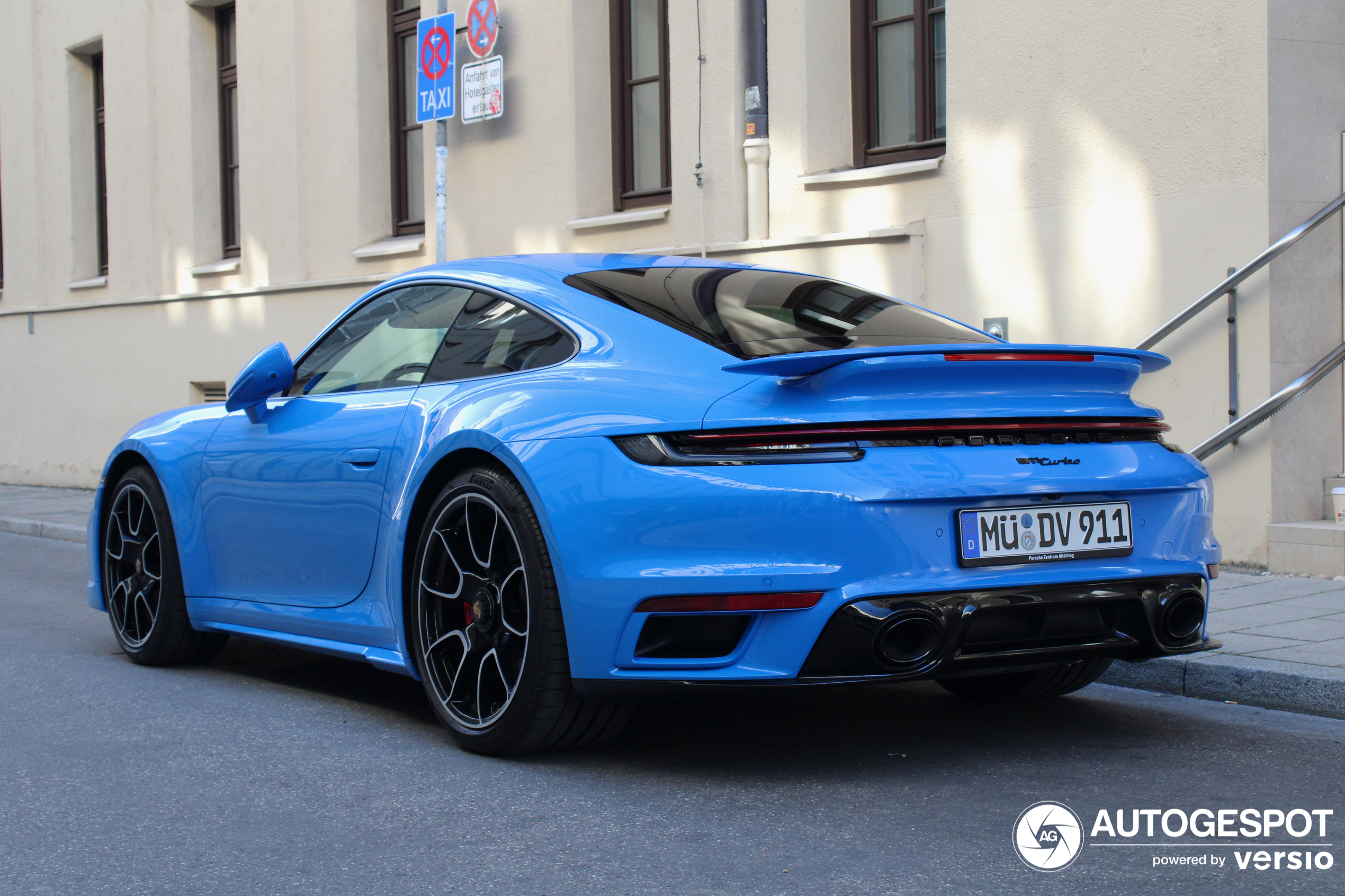 Porsche 992 Turbo