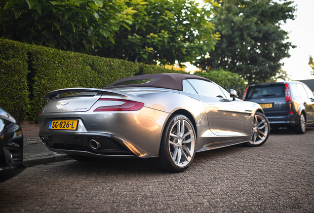 Aston Martin Vanquish Volante