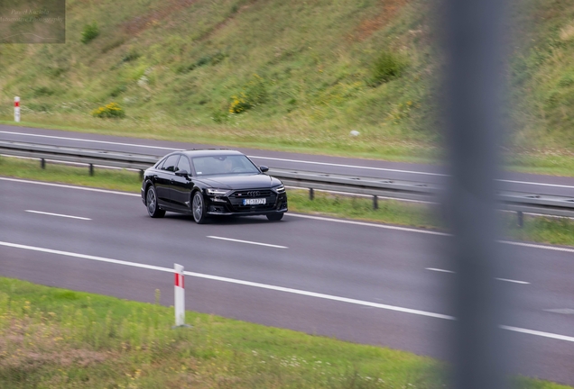 Audi S8 D5