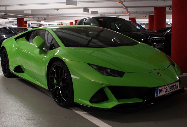 Lamborghini Huracán LP640-4 EVO