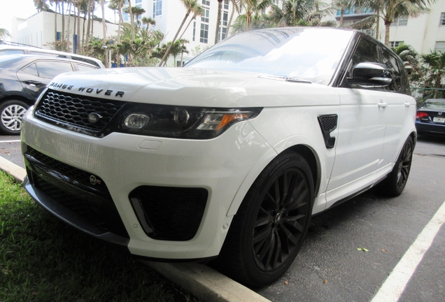 Land Rover Range Rover Sport SVR