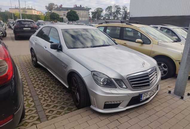 Mercedes-Benz E 63 AMG W212