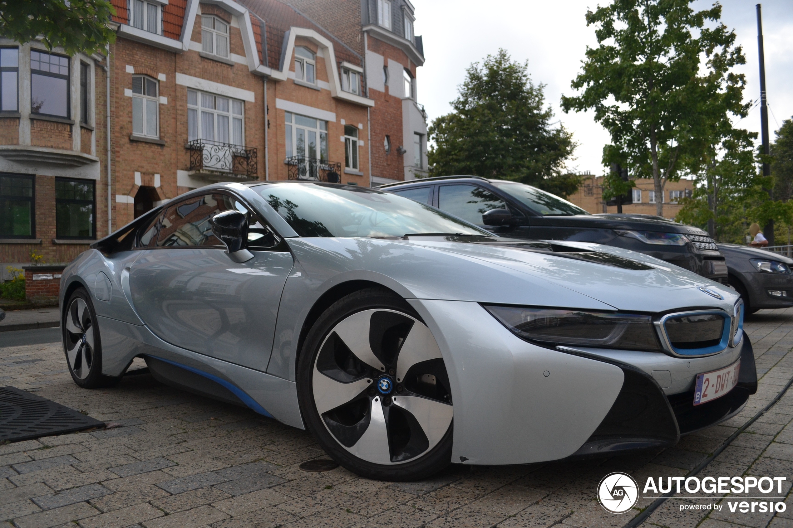 BMW i8