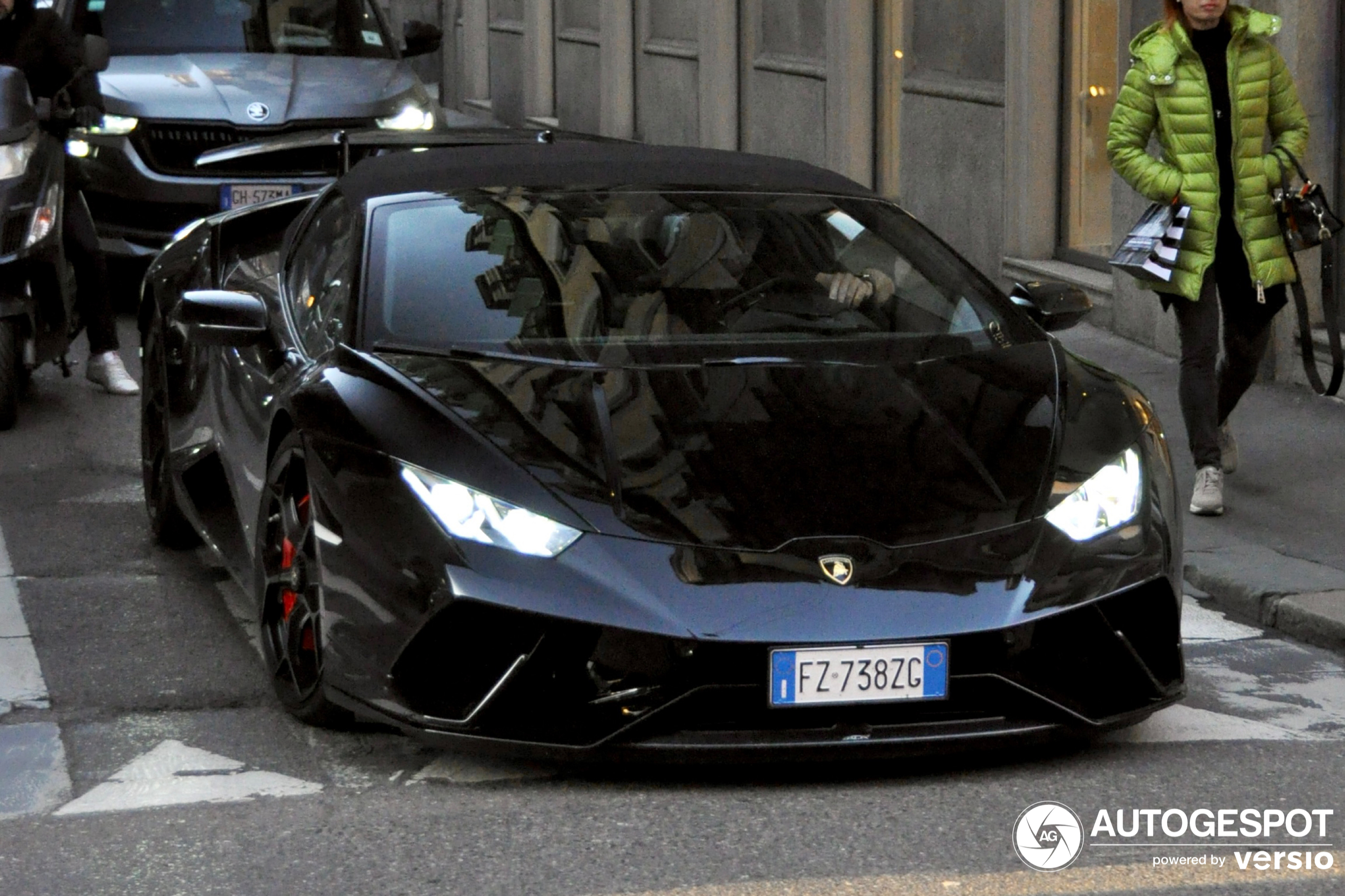 Lamborghini Huracán LP640-4 Performante Spyder