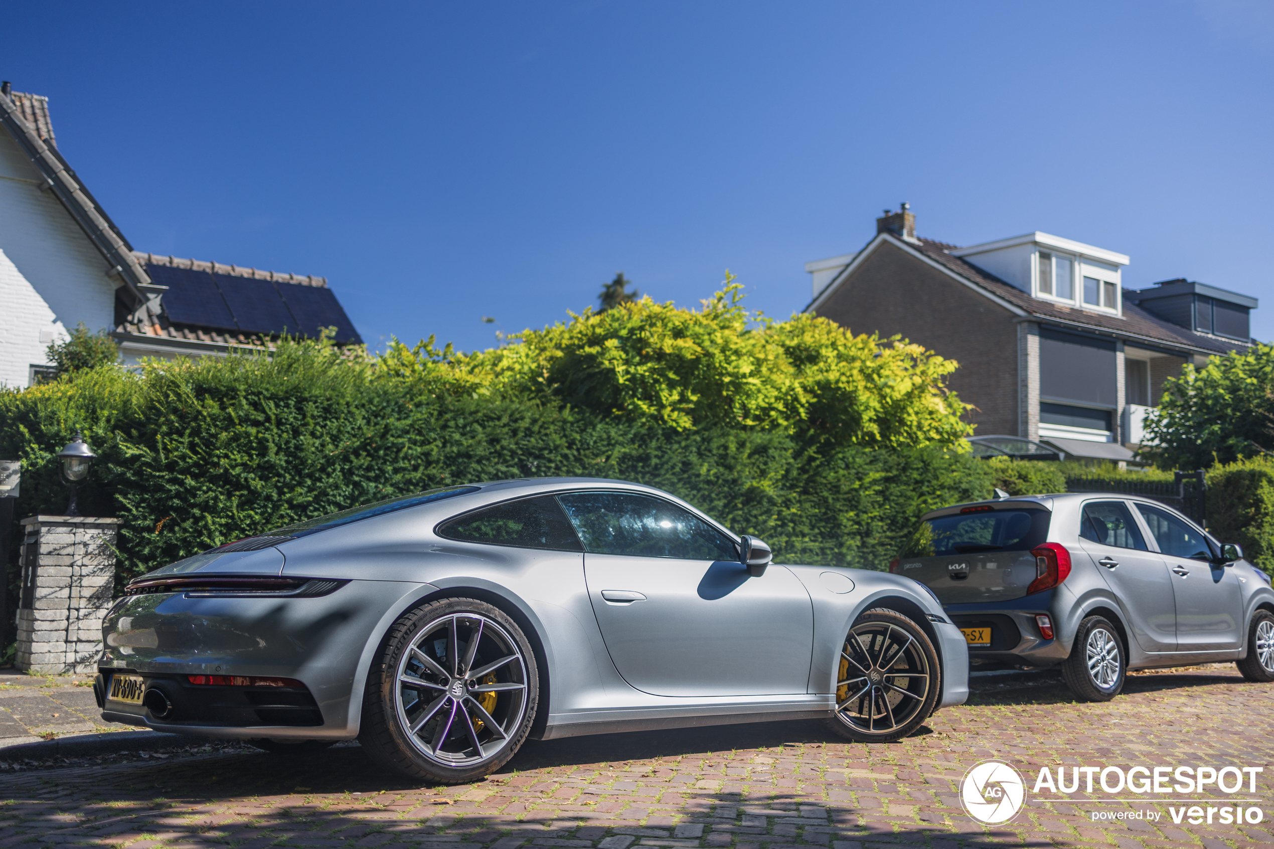 Porsche 992 Carrera 4S