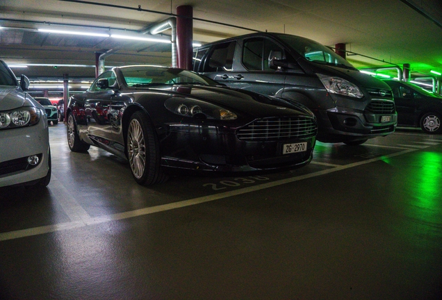 Aston Martin DB9