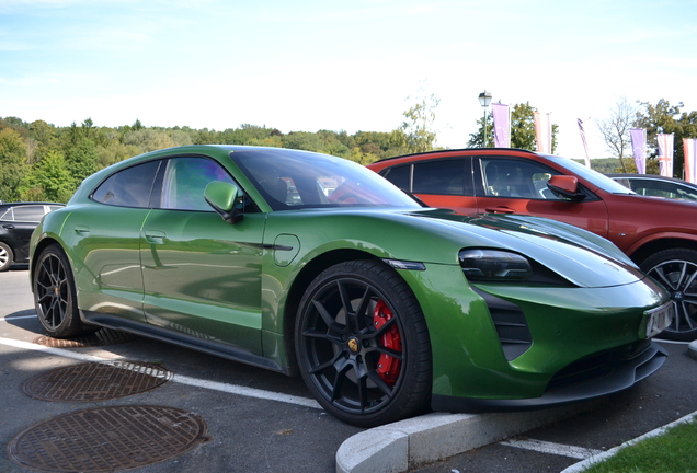 Porsche Taycan GTS Sport Turismo