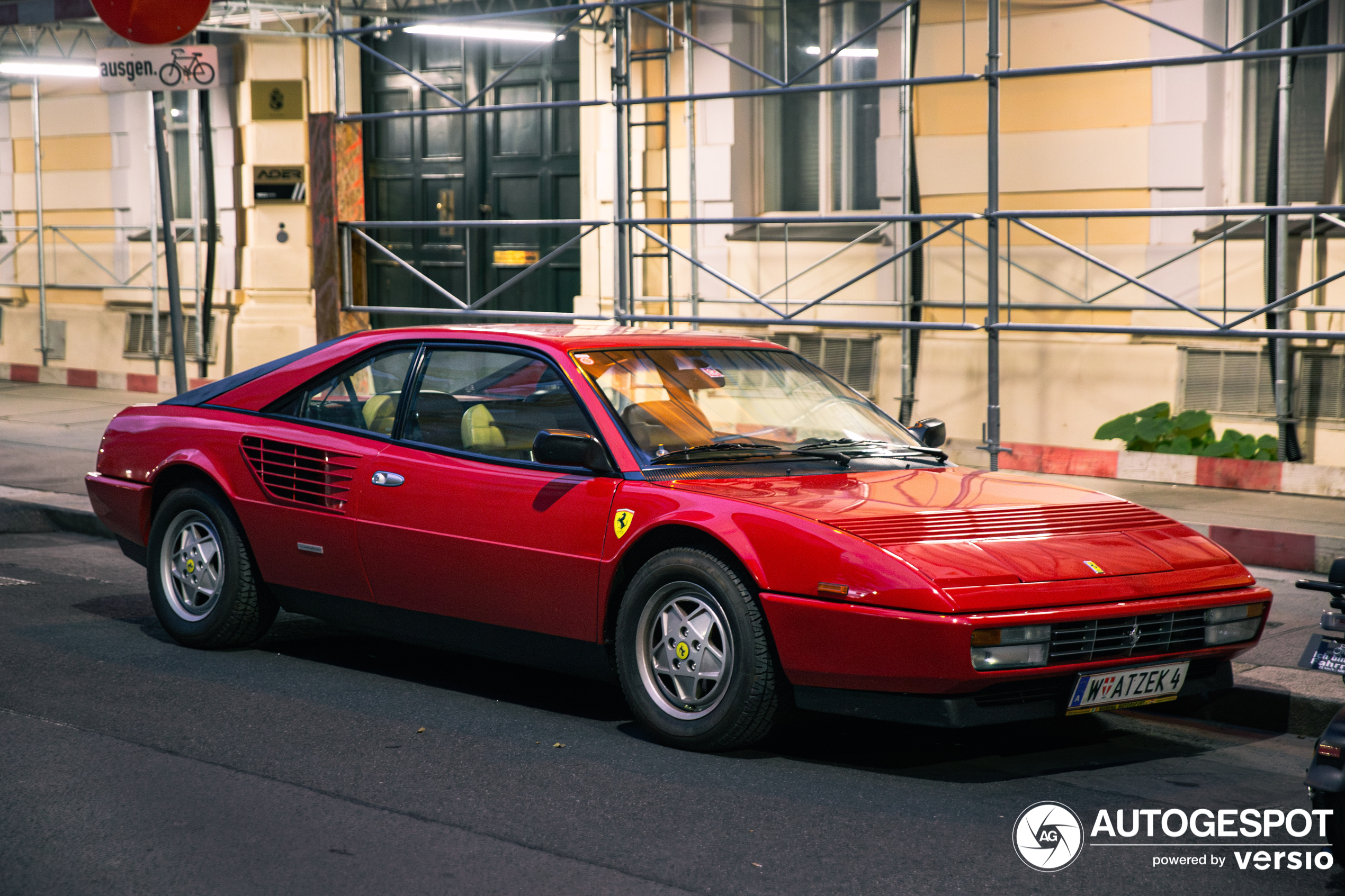 Ferrari Mondial 3.2