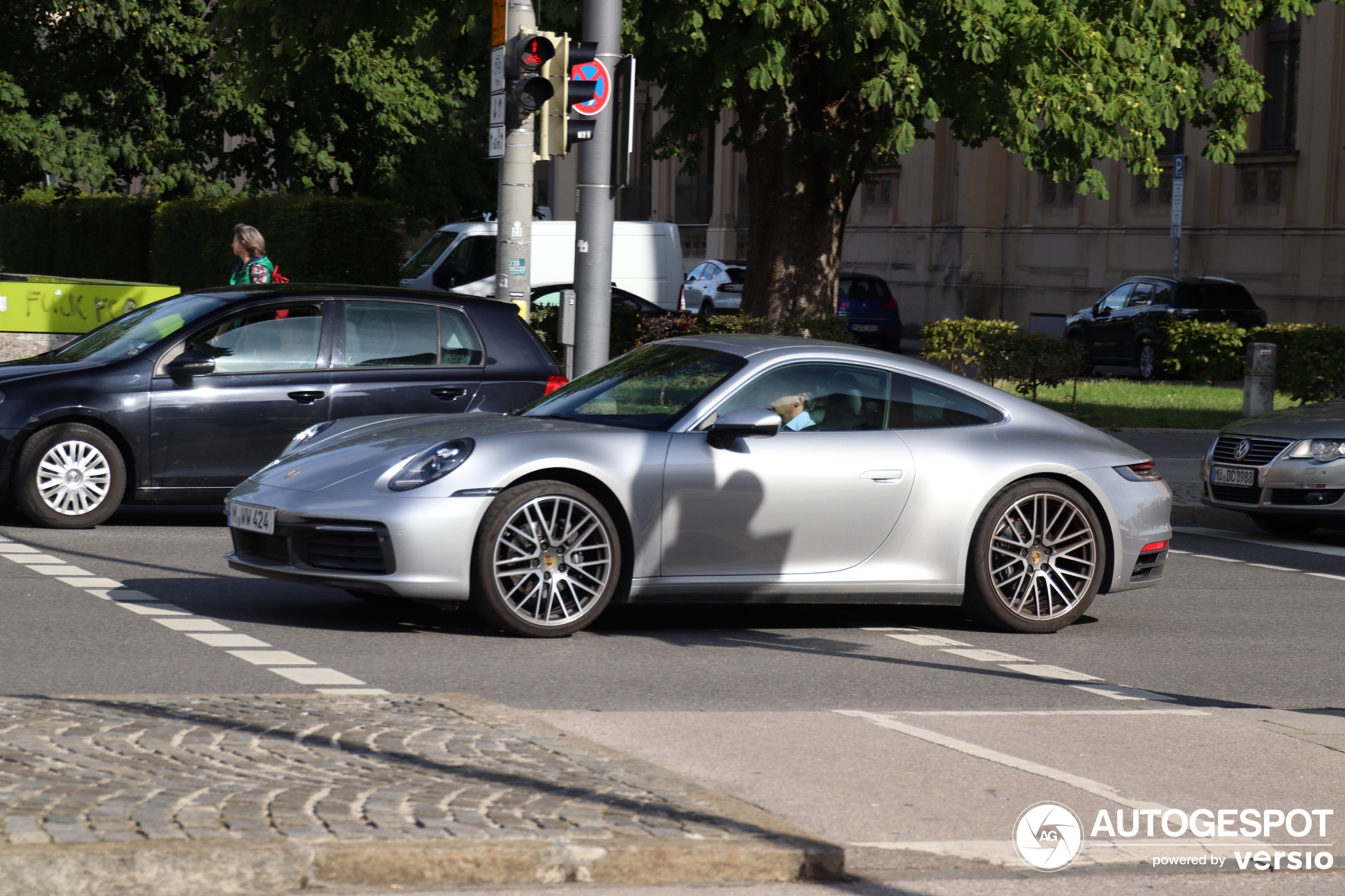 Porsche 992 Carrera 4S