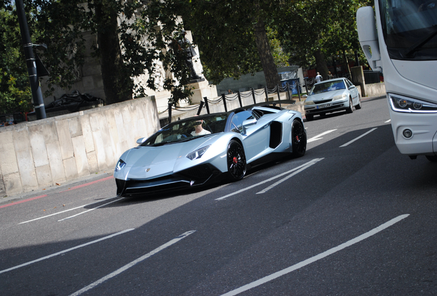 Lamborghini Aventador LP750-4 SuperVeloce Roadster