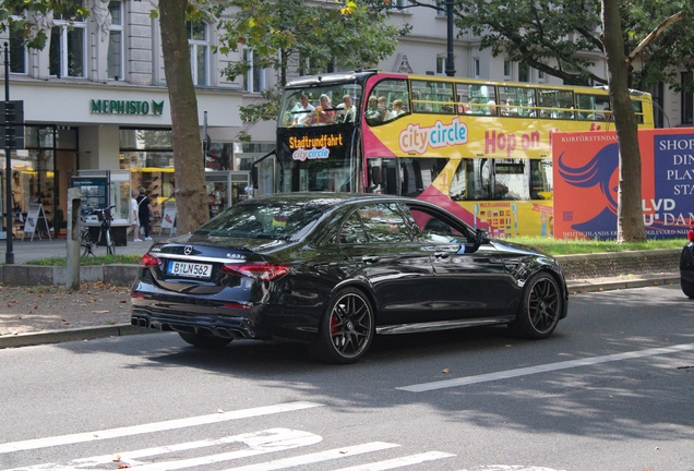 Mercedes-AMG E 63 S W213 2021