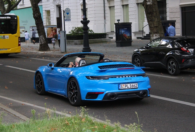 Porsche 992 Turbo Cabriolet