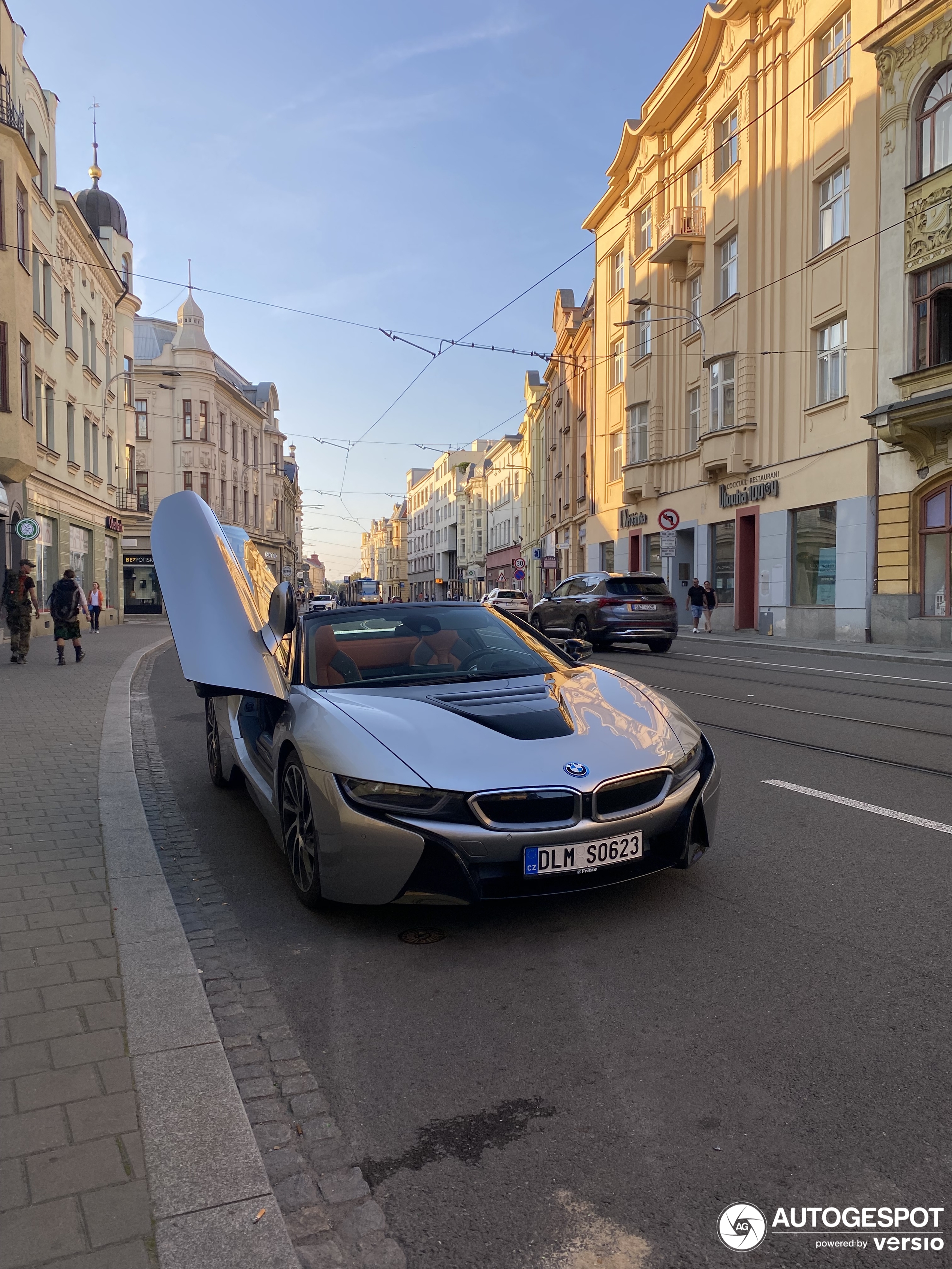 BMW i8 Roadster