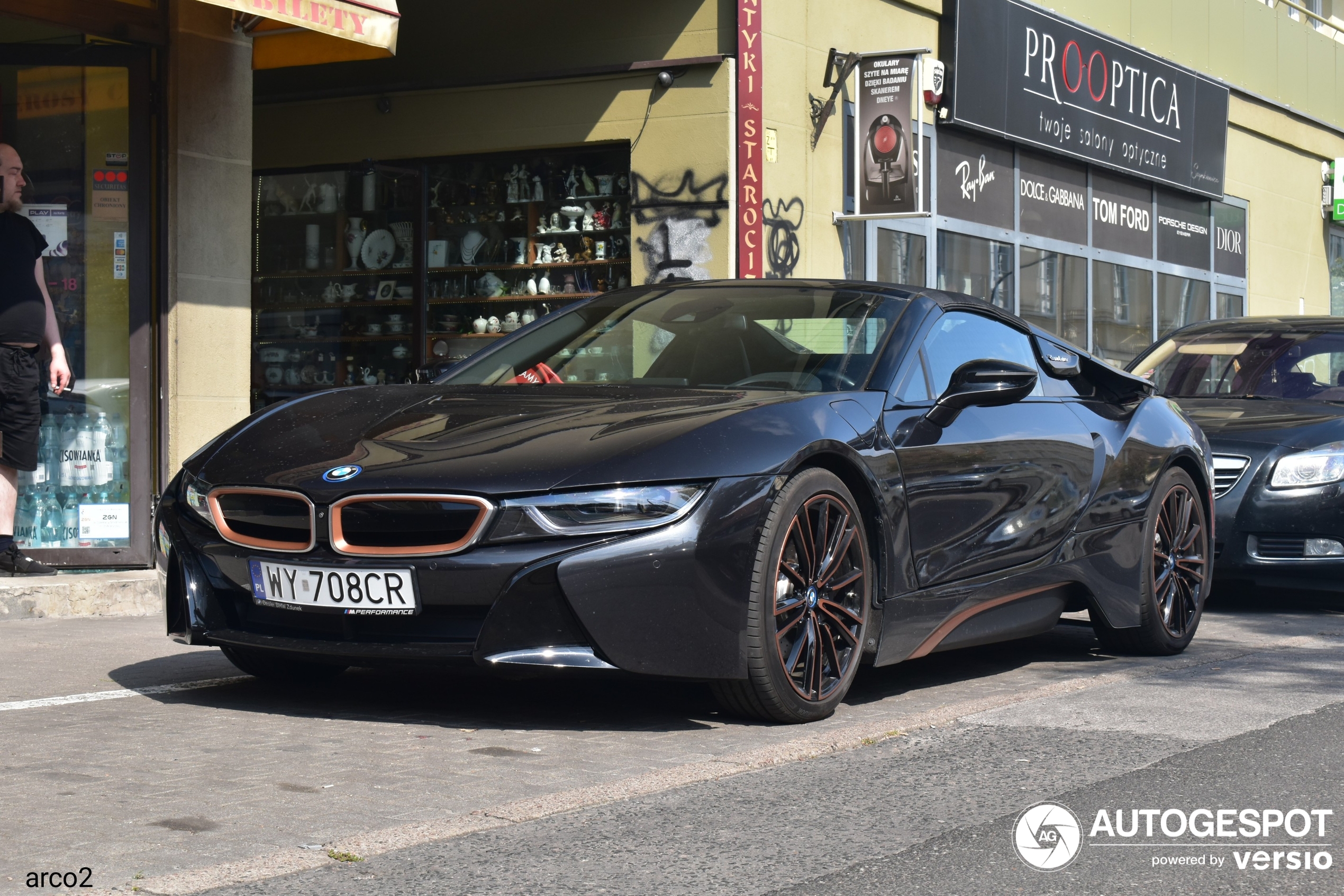 BMW i8 Roadster Ultimate Sophisto Edition