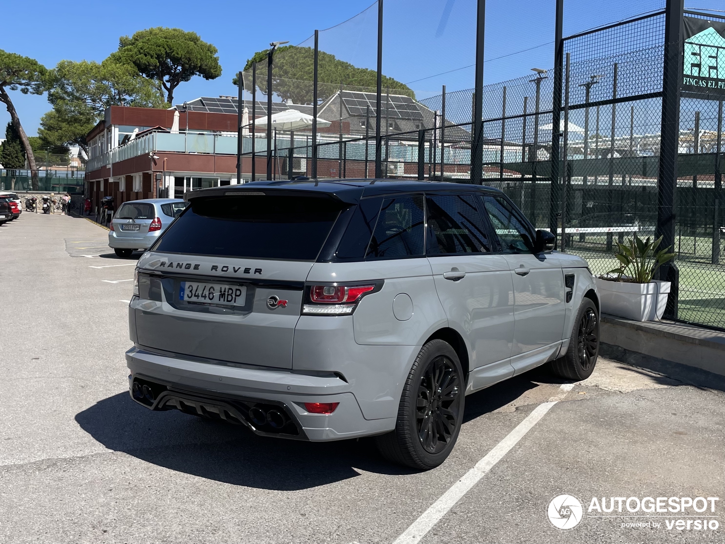 Land Rover Range Rover Sport SVR