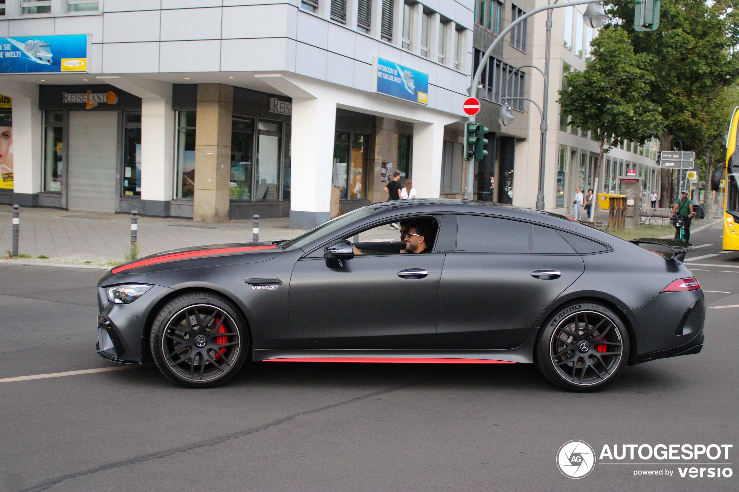 Mercedes-AMG GT 63 X290