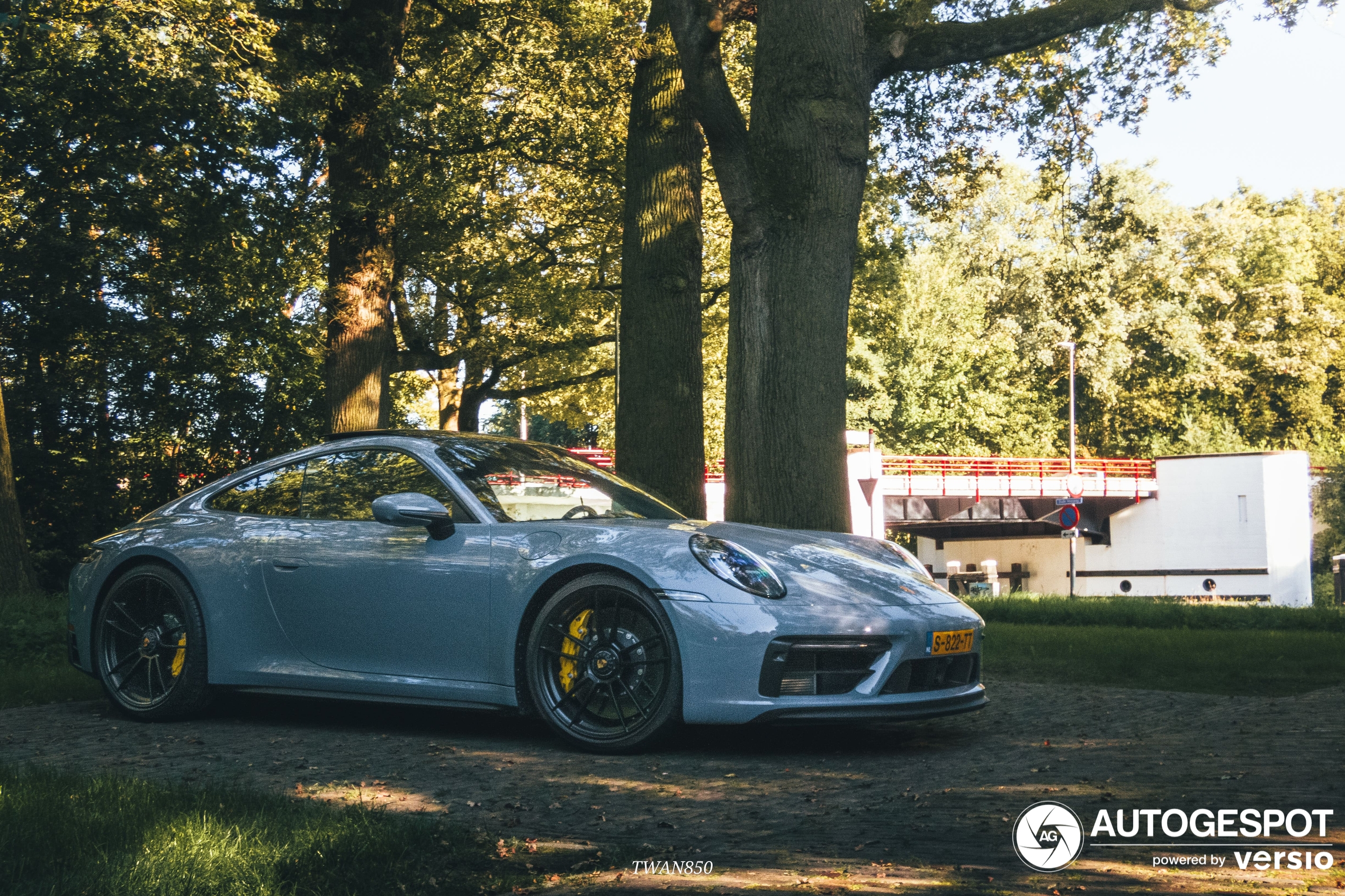 Porsche 992 Carrera GTS