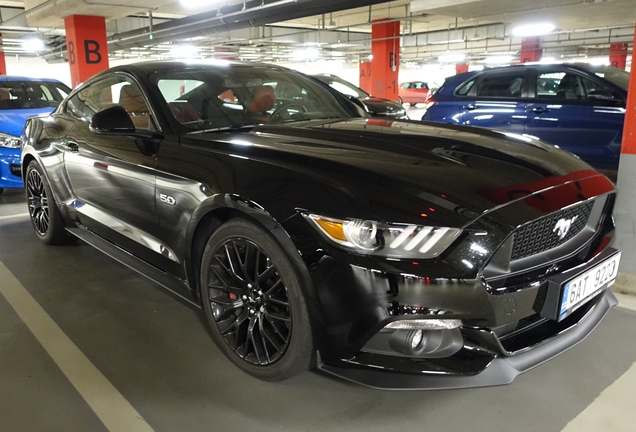 Ford Mustang GT 2015