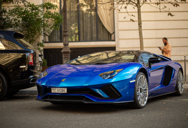 Lamborghini Aventador S LP740-4 Roadster