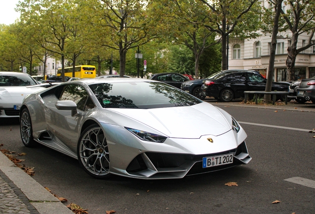 Lamborghini Huracán LP640-4 EVO