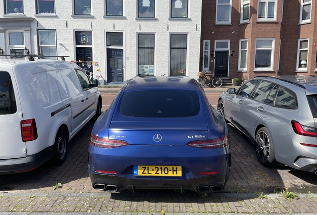 Mercedes-AMG GT 63 S X290